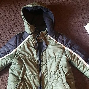 Young boys 10/12 winter coat